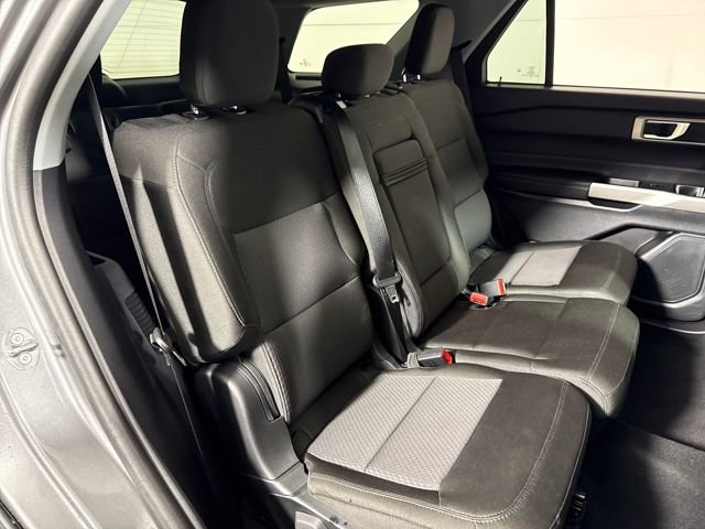 Used 2024 Ford Explorer XLT image 14