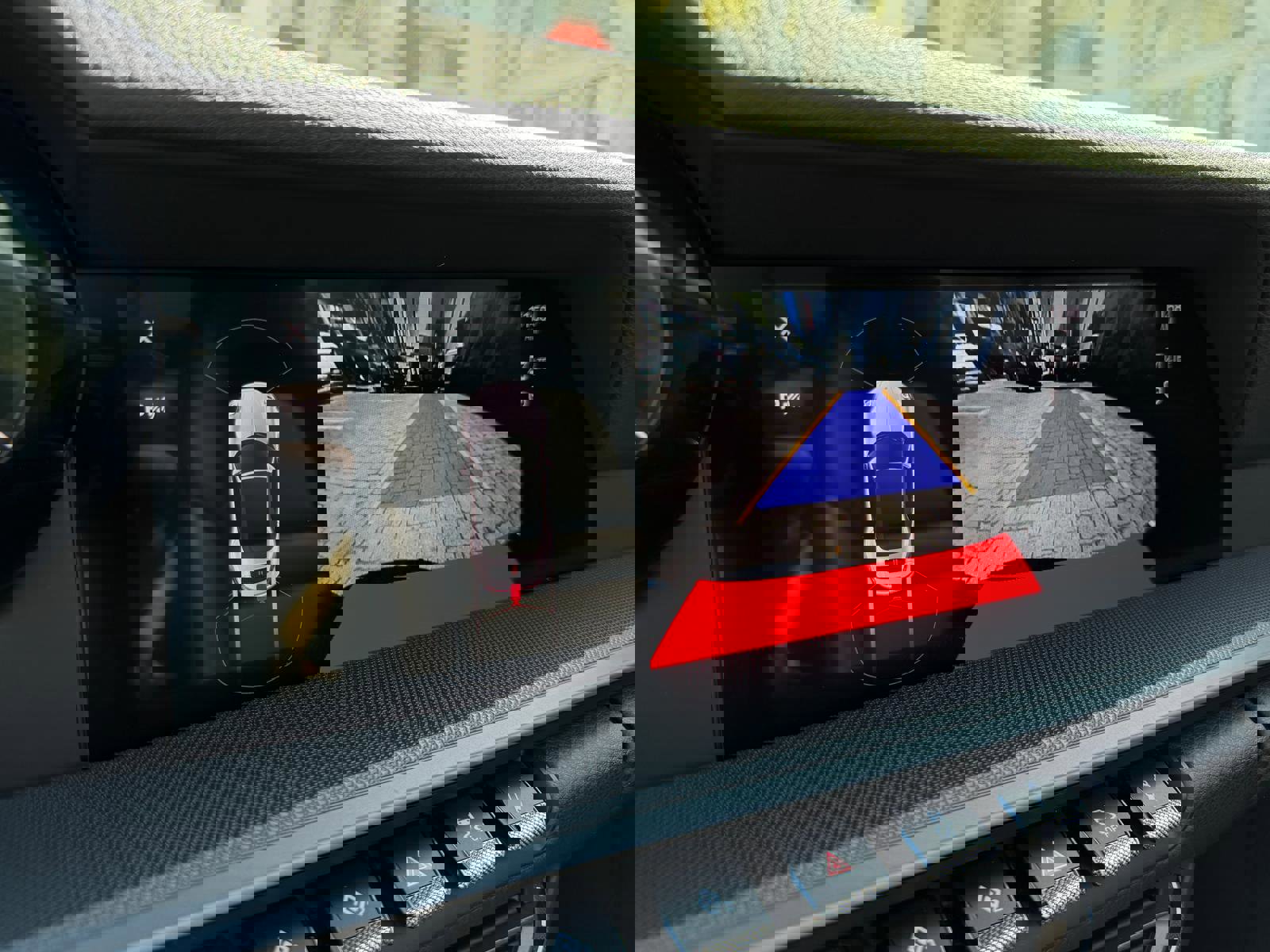 Used 2023 Porsche 911 Carrera image 40