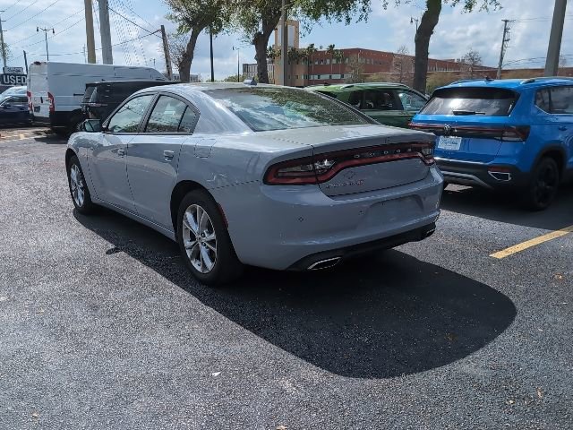 Used 2022 Dodge Charger SXT image 4