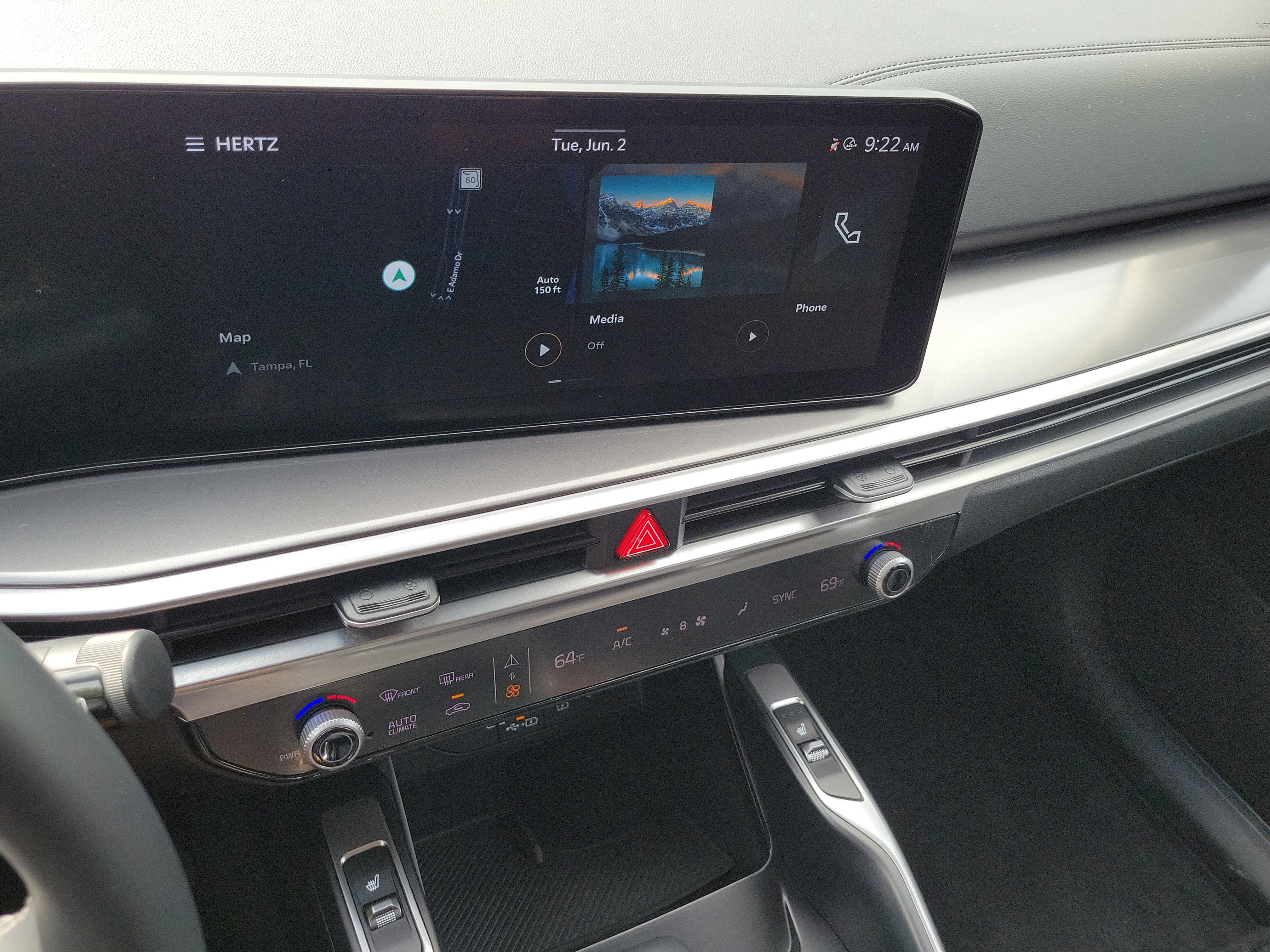 Used 2024 Kia Sorento S FWD image 24