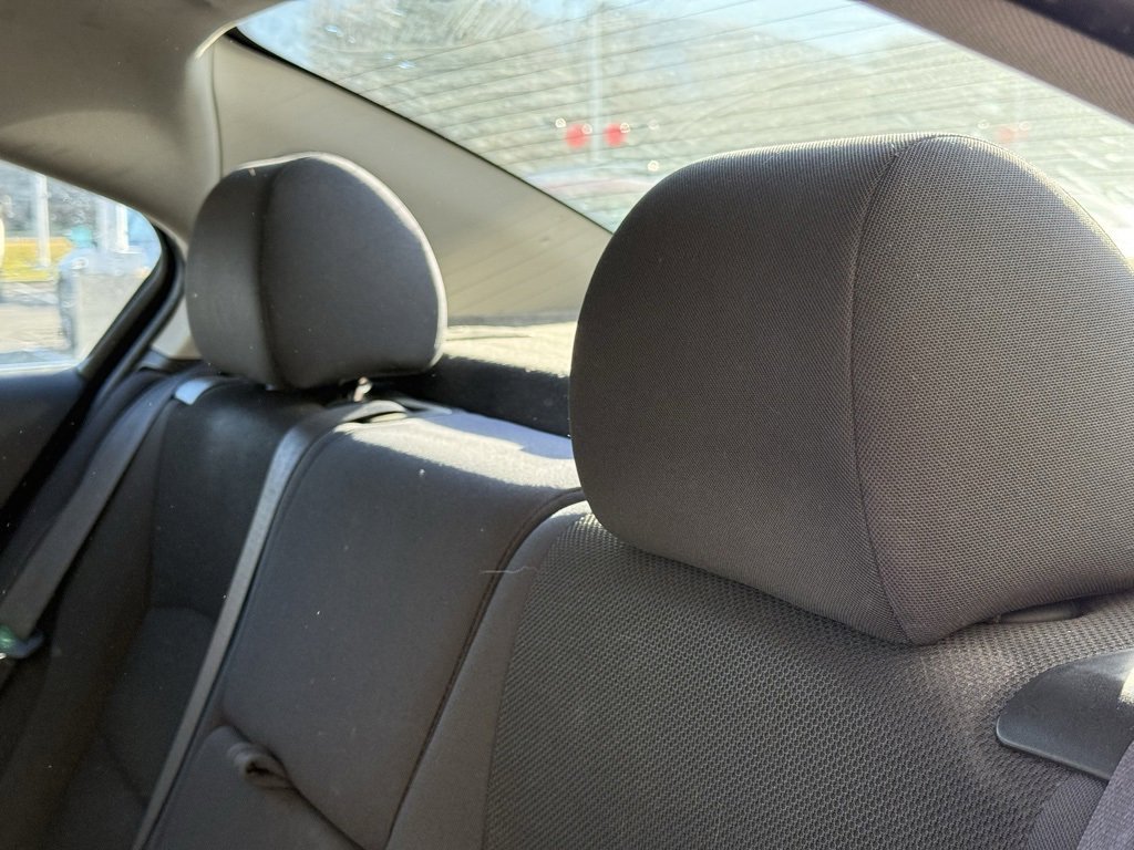 Used 2016 Chevrolet Cruze LT w/ Technology Package image 24