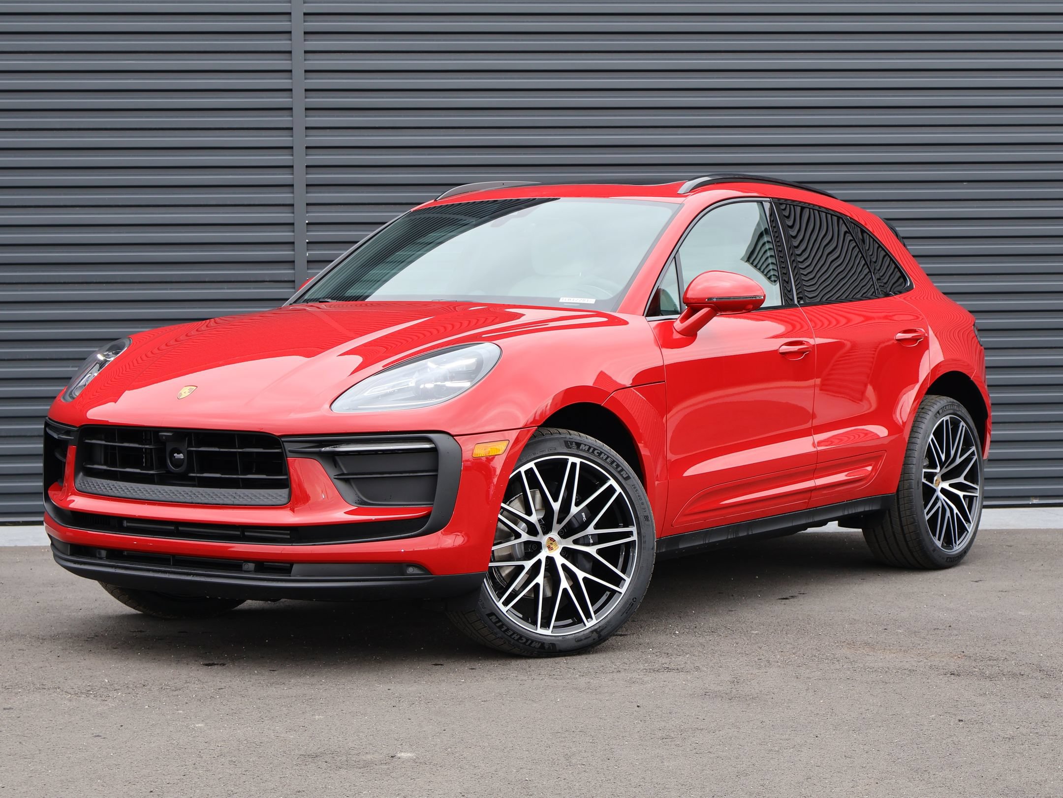 New 2026 Porsche Macan AWD/4WD image 1