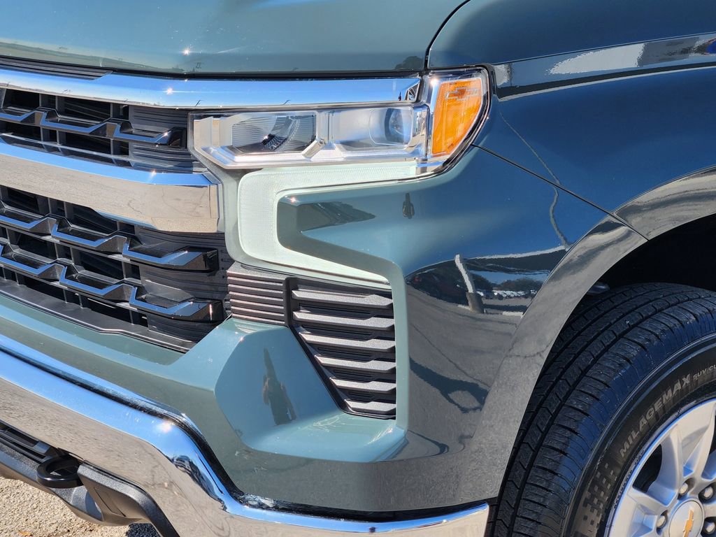Certified 2025 Chevrolet Silverado 1500 LT image 9