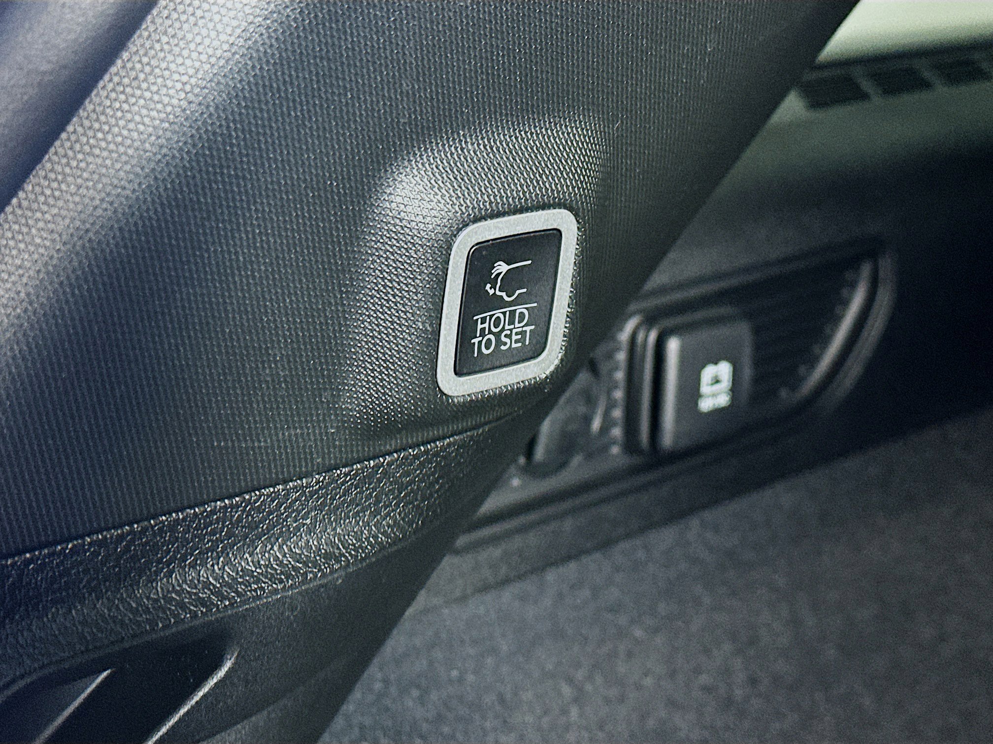 Used 2023 Jeep Grand Cherokee Trailhawk w/ Advanced Protech Group II image 31