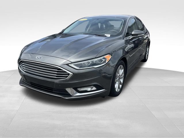 Used 2017 Ford Fusion SE w/ Fusion SE Technology Package FWD image 8