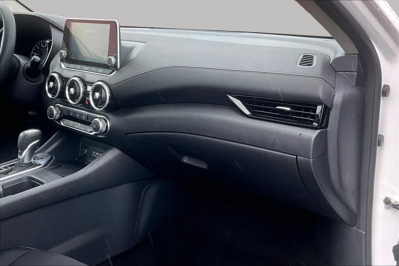 Certified 2024 Nissan Sentra SV FWD image 18