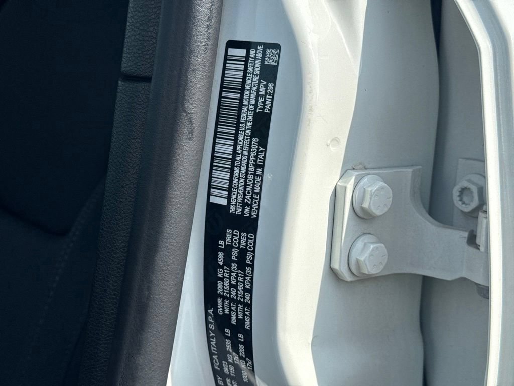 Used 2023 Jeep Renegade Latitude AWD/4WD image 47