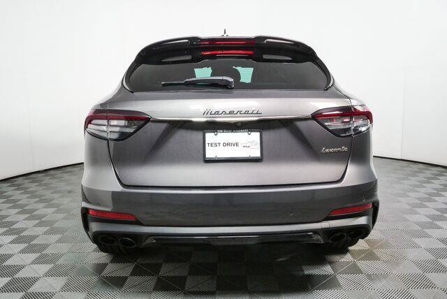 Used 2022 Maserati Levante Modena AWD/4WD image 9