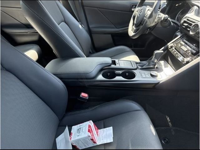 Used 2025 Lexus IS 350 F Sport RWD image 15