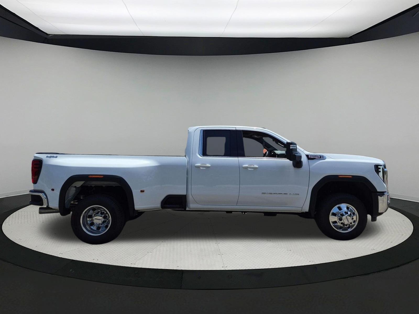 New 2026 GMC Sierra 3500 SLE w/ SLE Value Package AWD/4WD image 6
