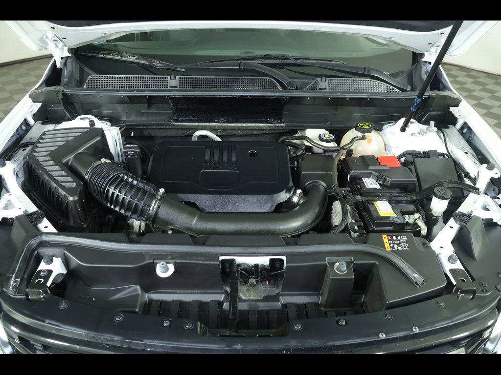 Used 2023 GMC Acadia SLE w/ Driver Convenience Package image 18