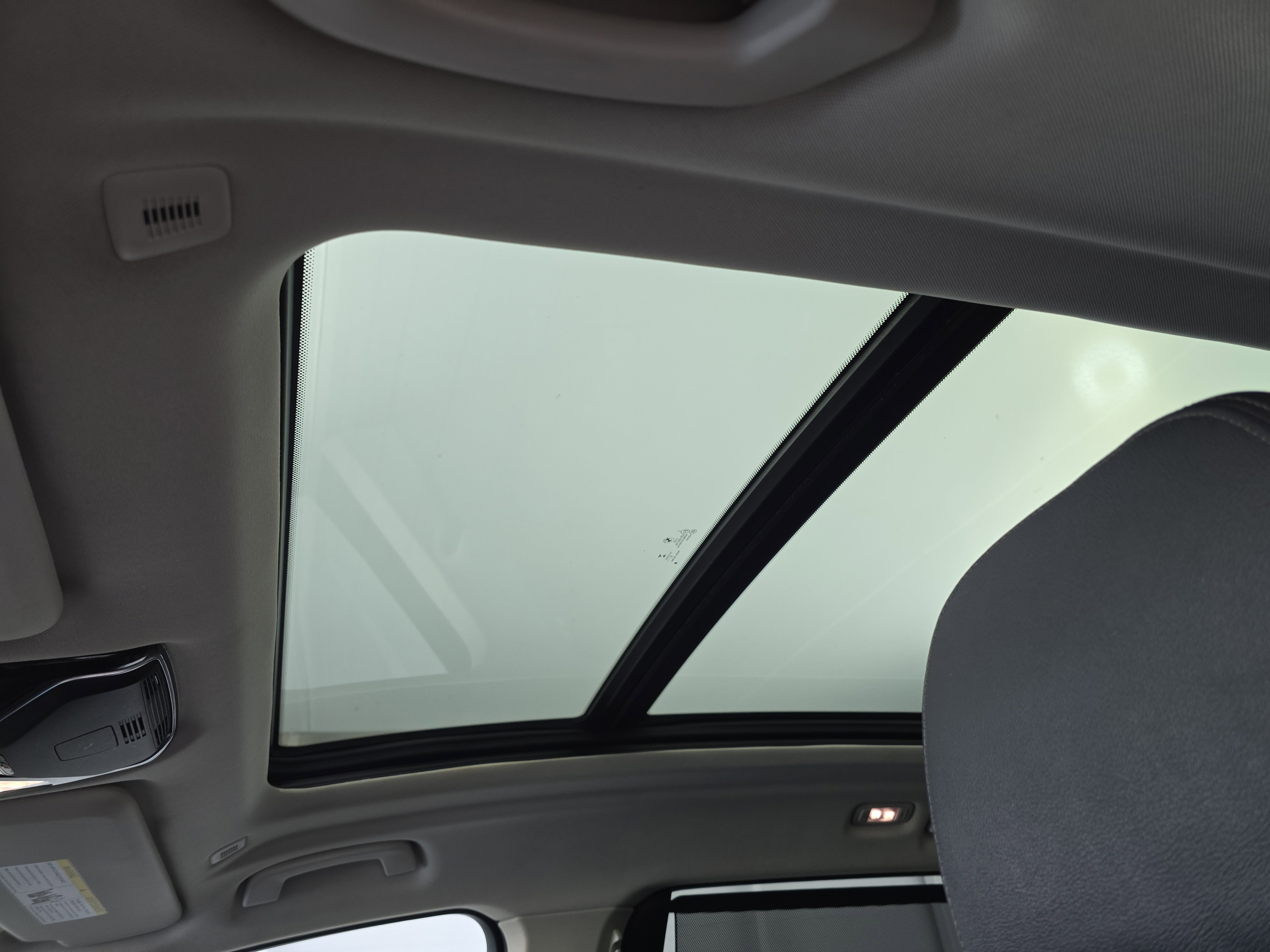 Used 2021 BMW X7 xDrive40i w/ Premium Package image 32