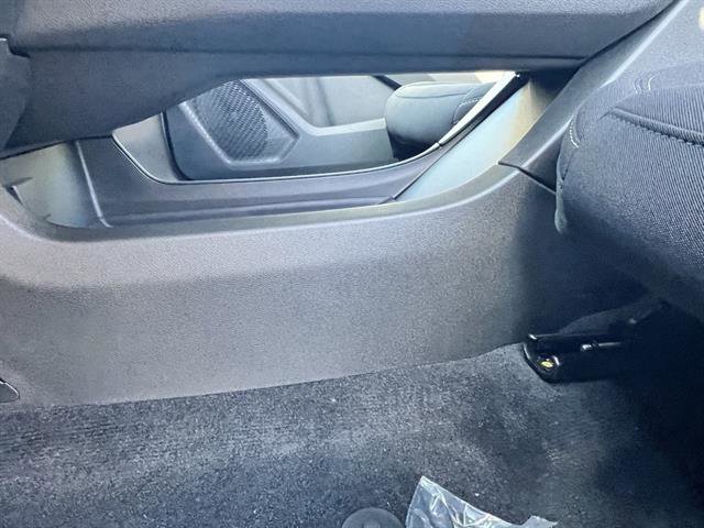 New 2026 Chevrolet Equinox EV LT image 14