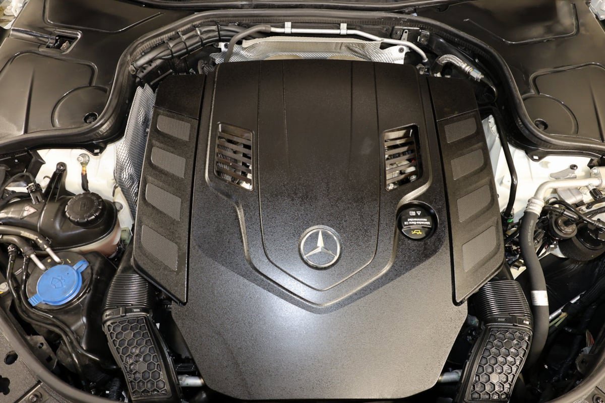 Used 2020 Mercedes-Benz S 560 4MATIC Sedan image 36