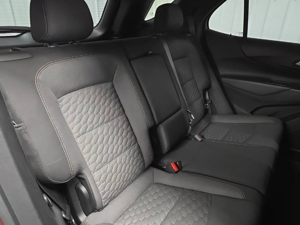 Used 2021 Chevrolet Equinox LT AWD/4WD image 16
