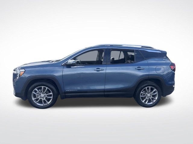 Used 2024 GMC Terrain SLT AWD/4WD image 2