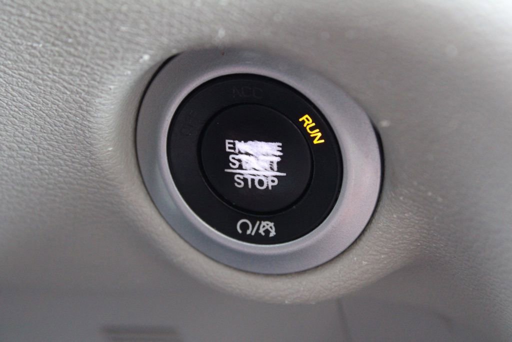 Used 2019 Chrysler Pacifica Touring-L image 35