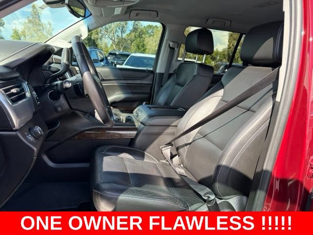 Used 2019 Chevrolet Tahoe LT w/ Luxury Package RWD image 14