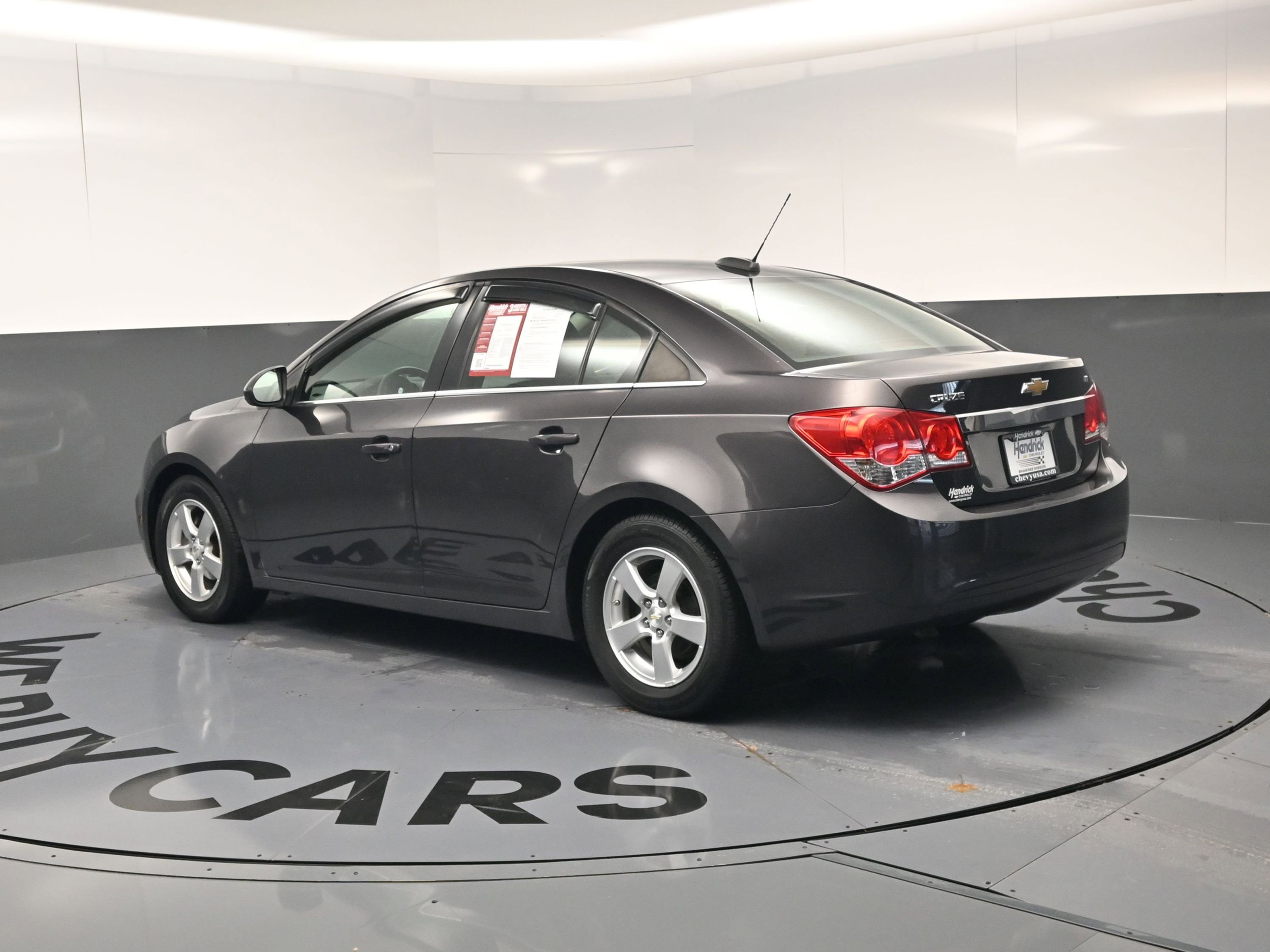 Used 2015 Chevrolet Cruze LT image 7
