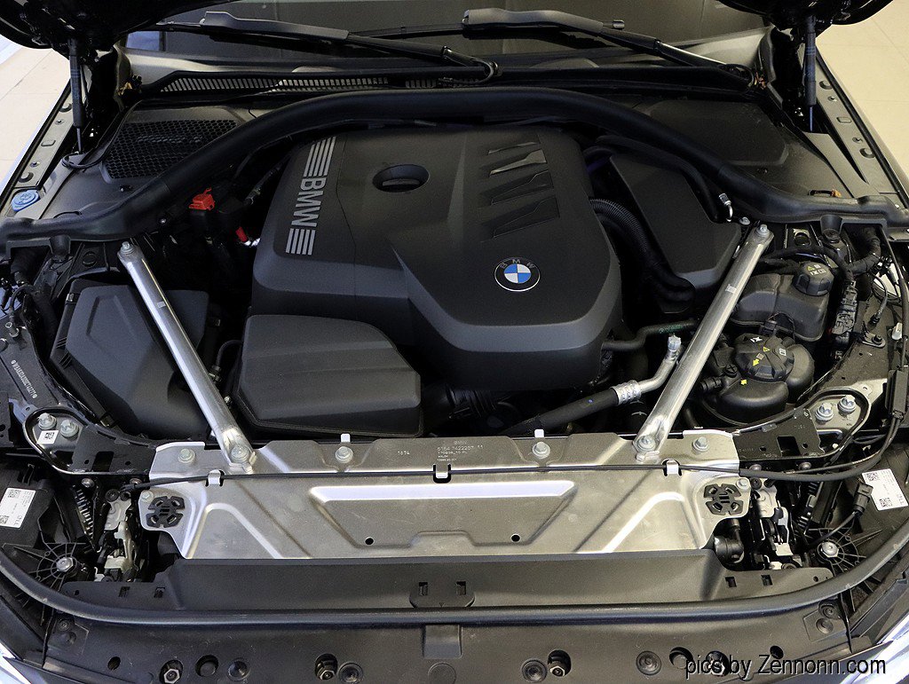 Used 2025 BMW 430i xDrive Coupe w/ M Sport Package image 32