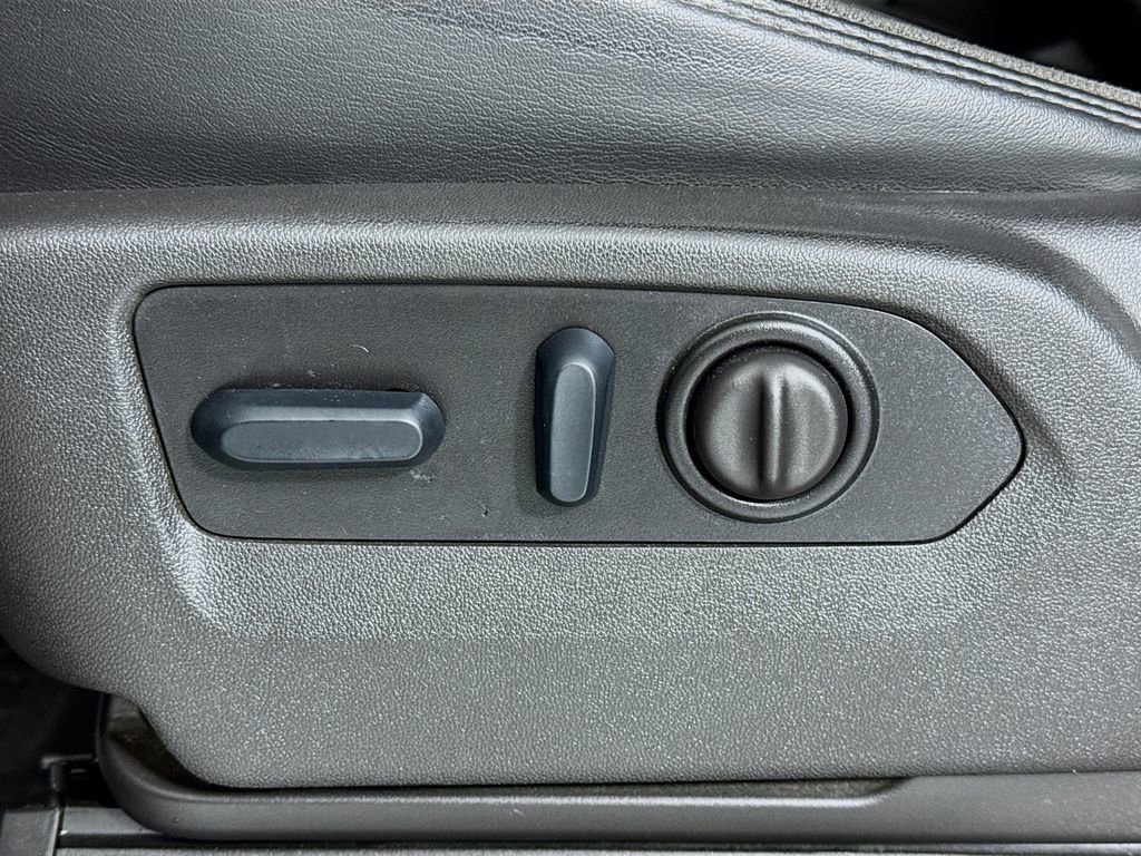 Used 2023 Chevrolet Silverado 3500 High Country w/ Z71 Off-Road Package image 22