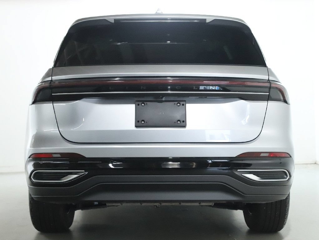 Used 2025 Lincoln Nautilus Premier AWD/4WD image 41
