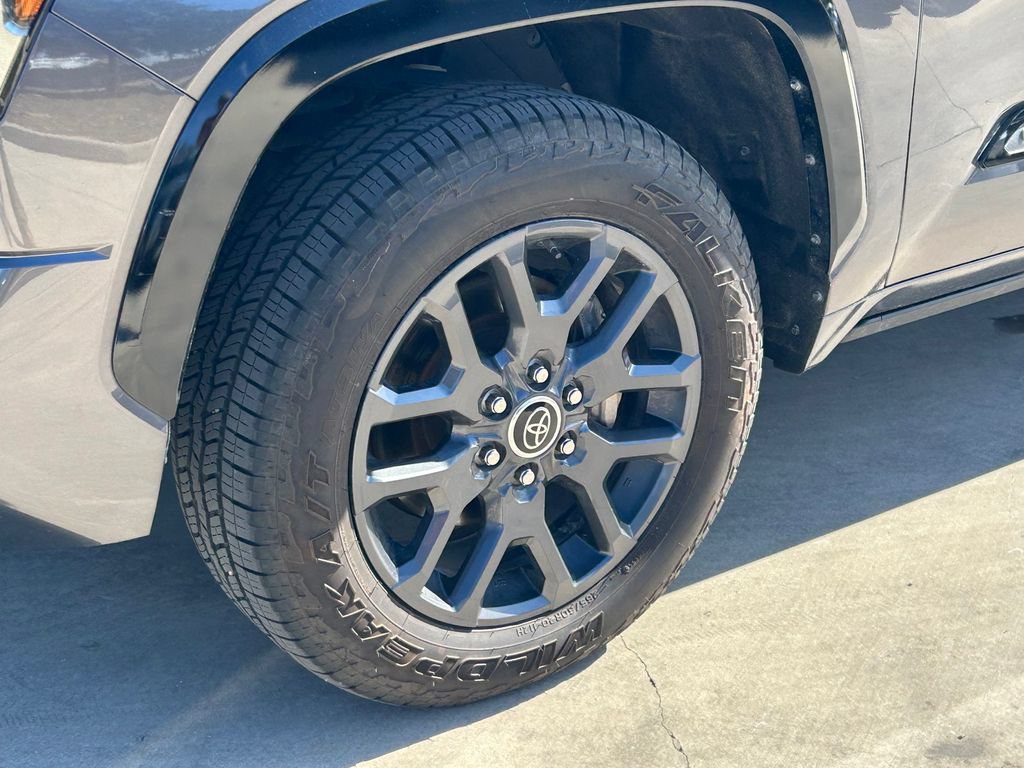 Used 2022 Toyota Tundra Platinum RWD image 9