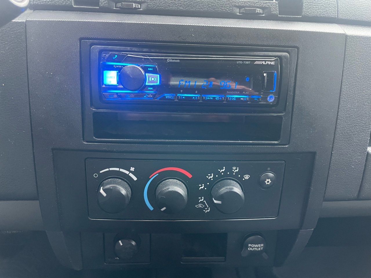 Used 2011 Dodge Dakota ST image 16