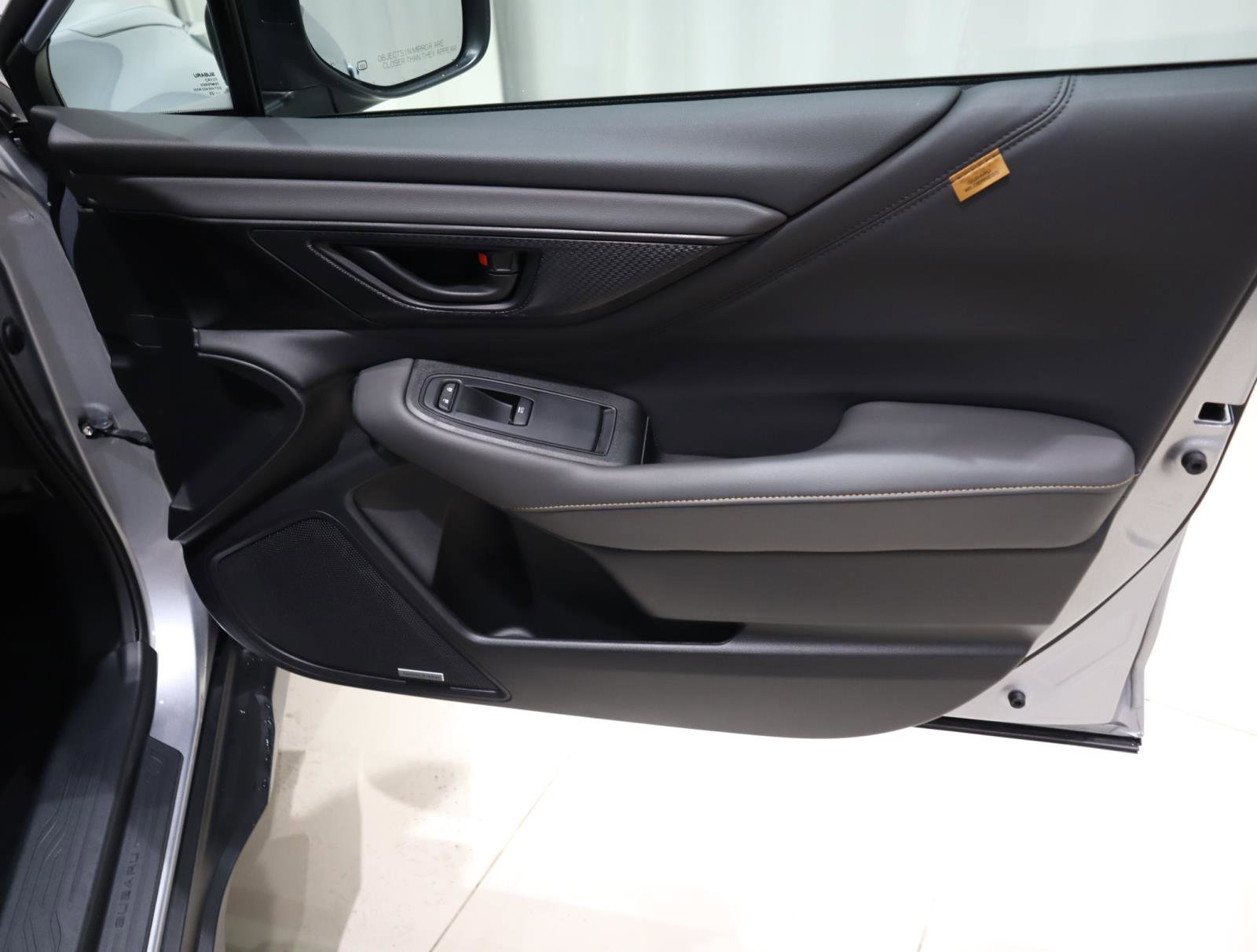 Used 2025 Subaru Outback Wilderness AWD/4WD image 15