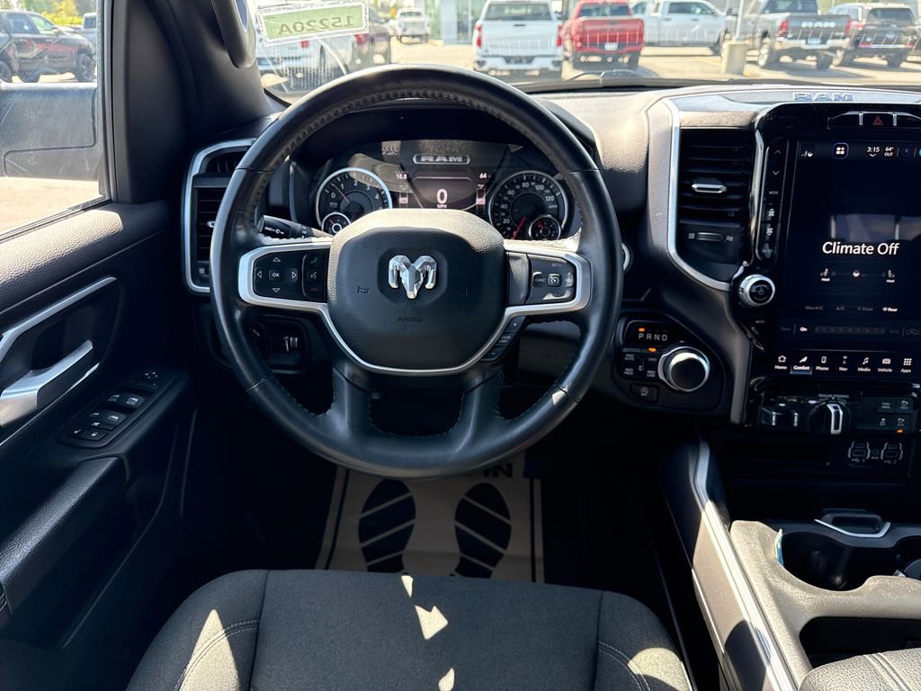 Used 2023 RAM 1500 Big Horn AWD/4WD image 6