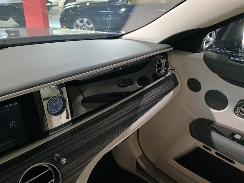 Used 2021 Rolls-Royce Ghost AWD/4WD image 28