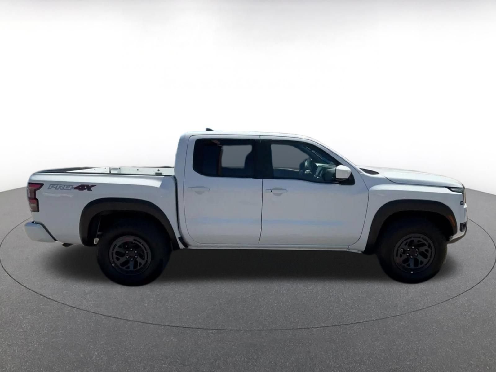 Used 2026 Nissan Frontier PRO-4X AWD/4WD image 13