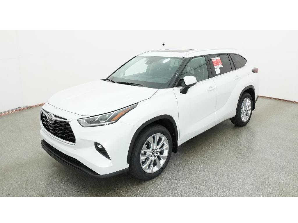 New 2026 Toyota Highlander Limited AWD/4WD image 1