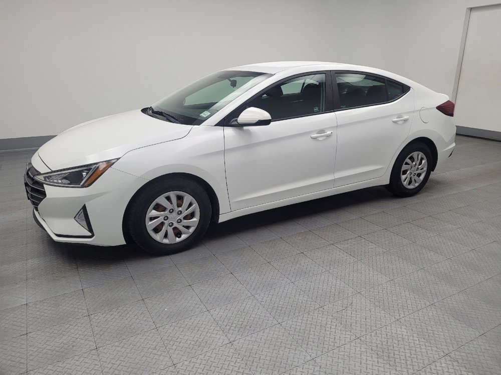 Used 2019 Hyundai Elantra SE w/ Cargo Package image 2