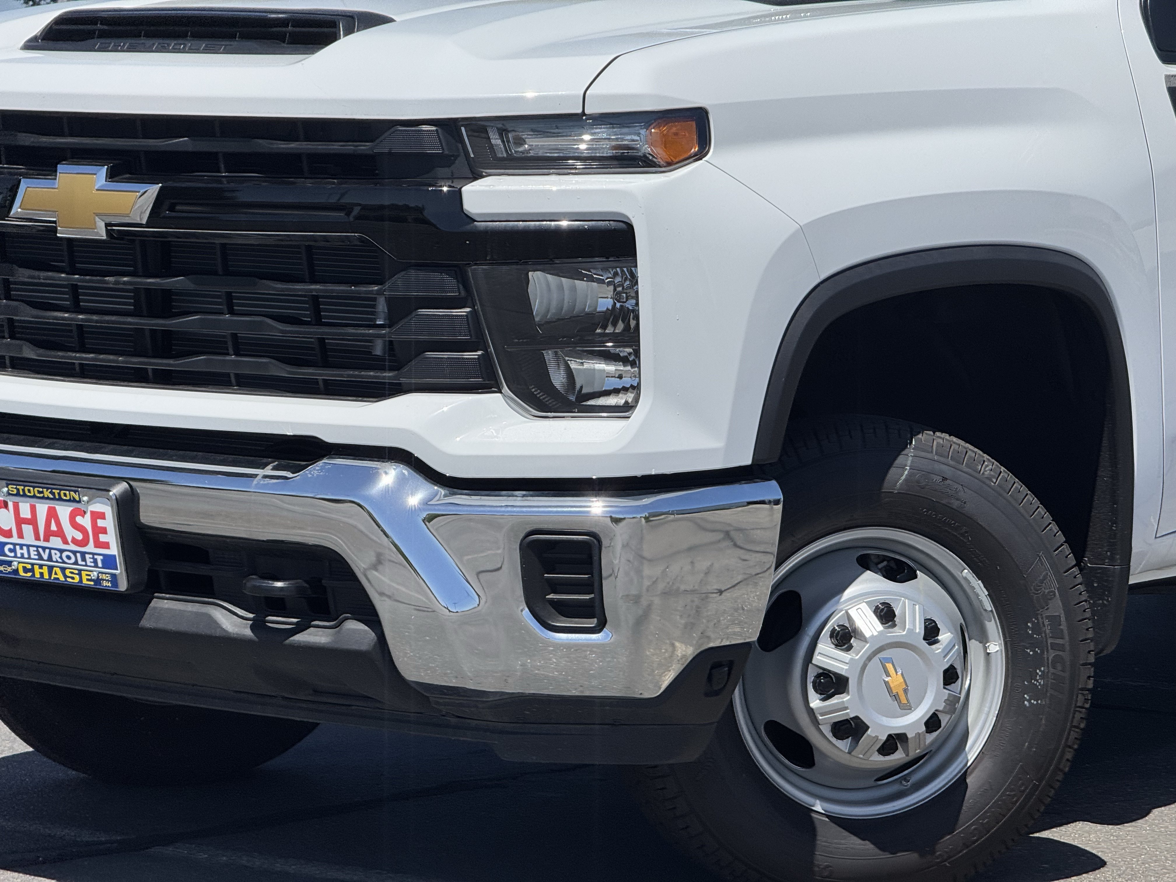 New 2024 Chevrolet Silverado 3500 W/T w/ WT Convenience Package AWD/4WD image 3
