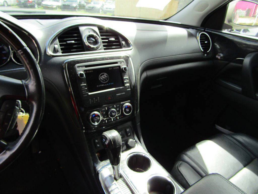Used 2016 Buick Enclave Leather image 13