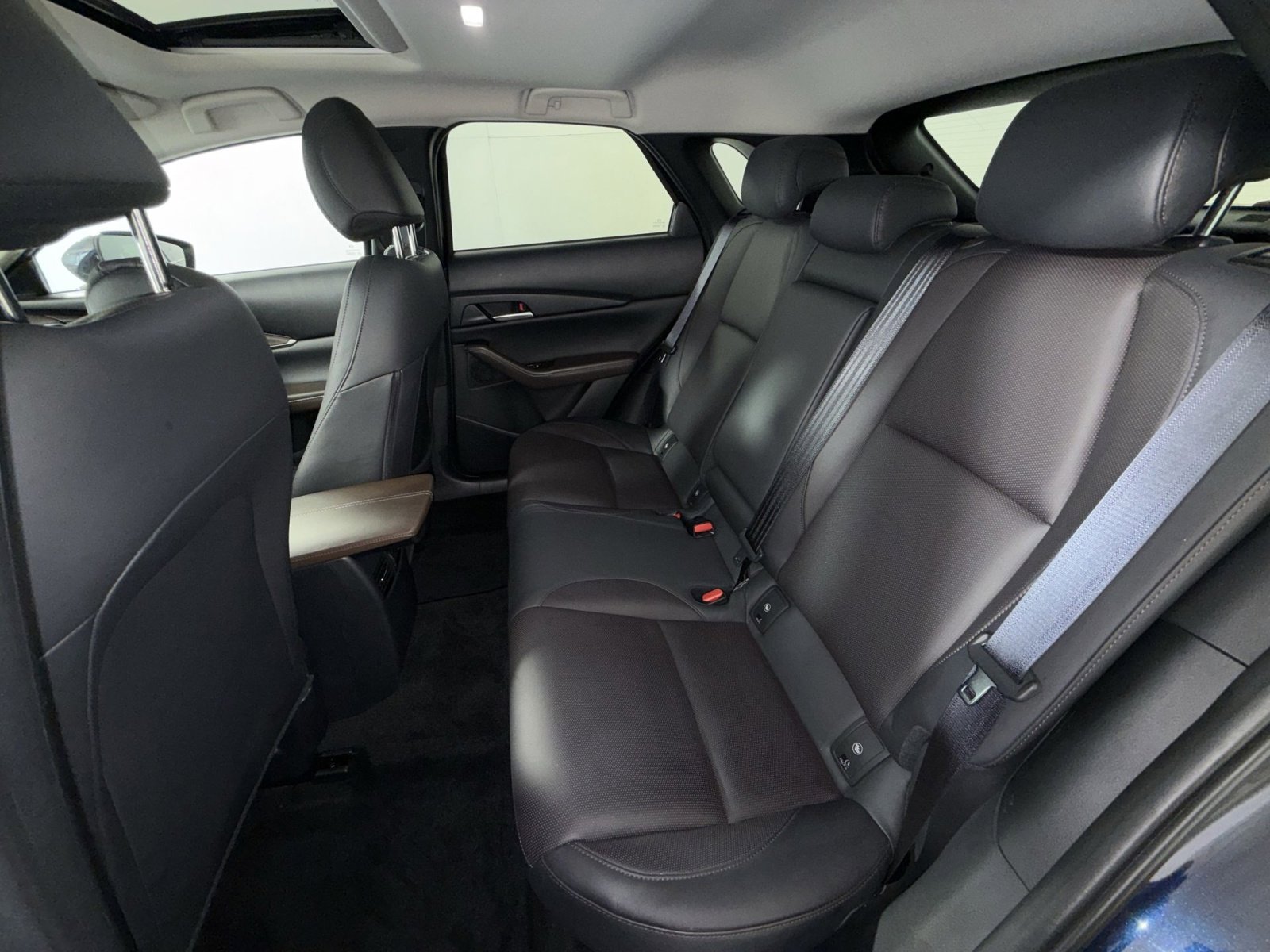 Used 2025 MAZDA CX-30 AWD 2.5 S w/ Premium Package image 25