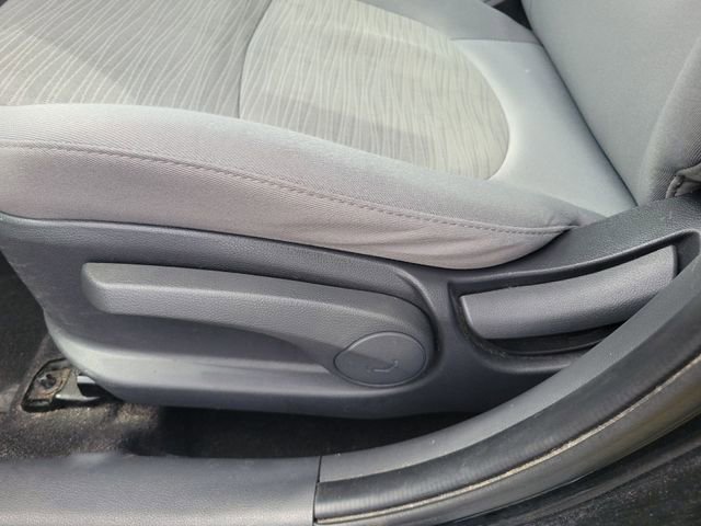 Used 2017 Hyundai Accent SE image 34