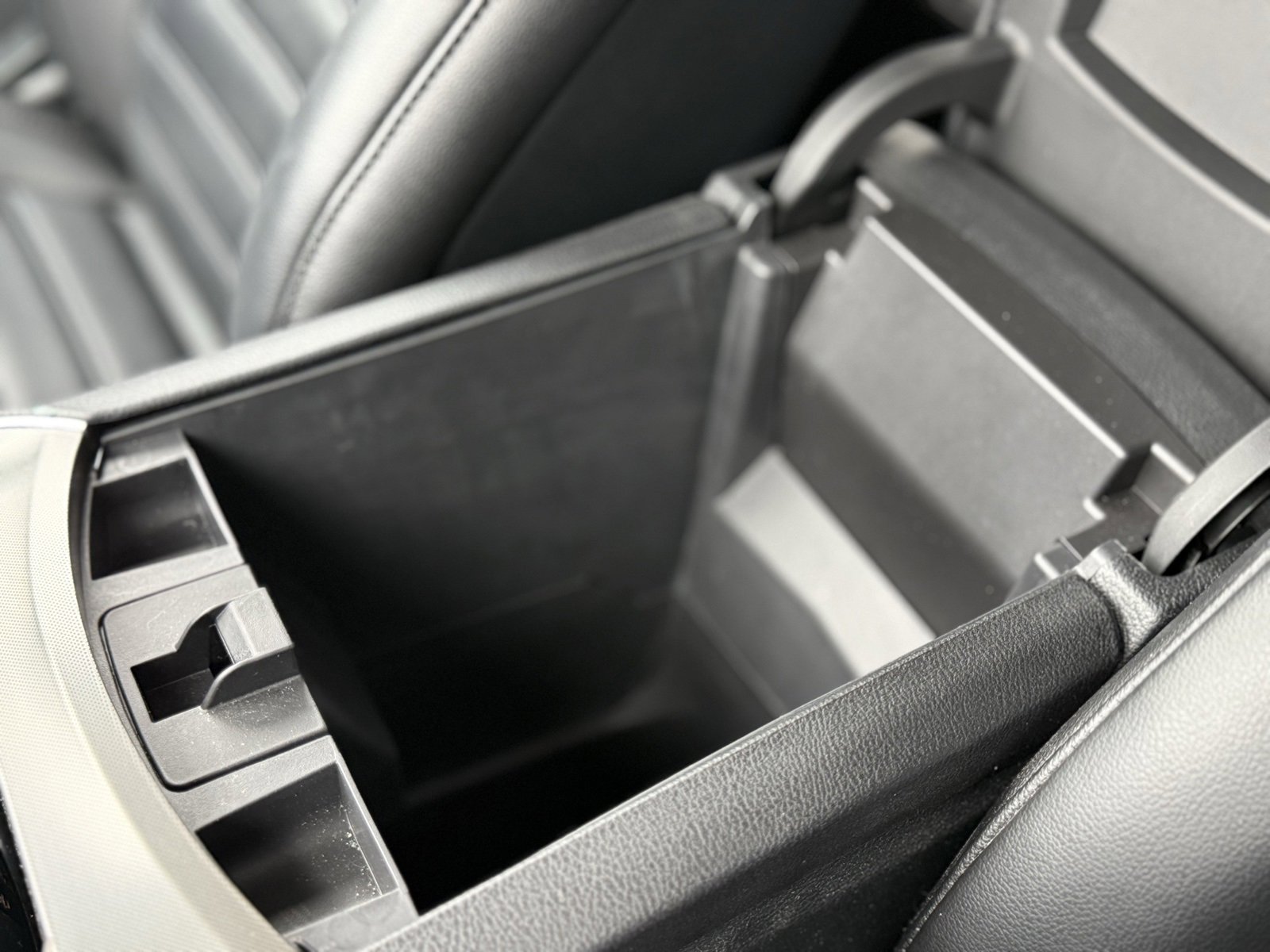 Used 2022 Ford Edge SEL image 32