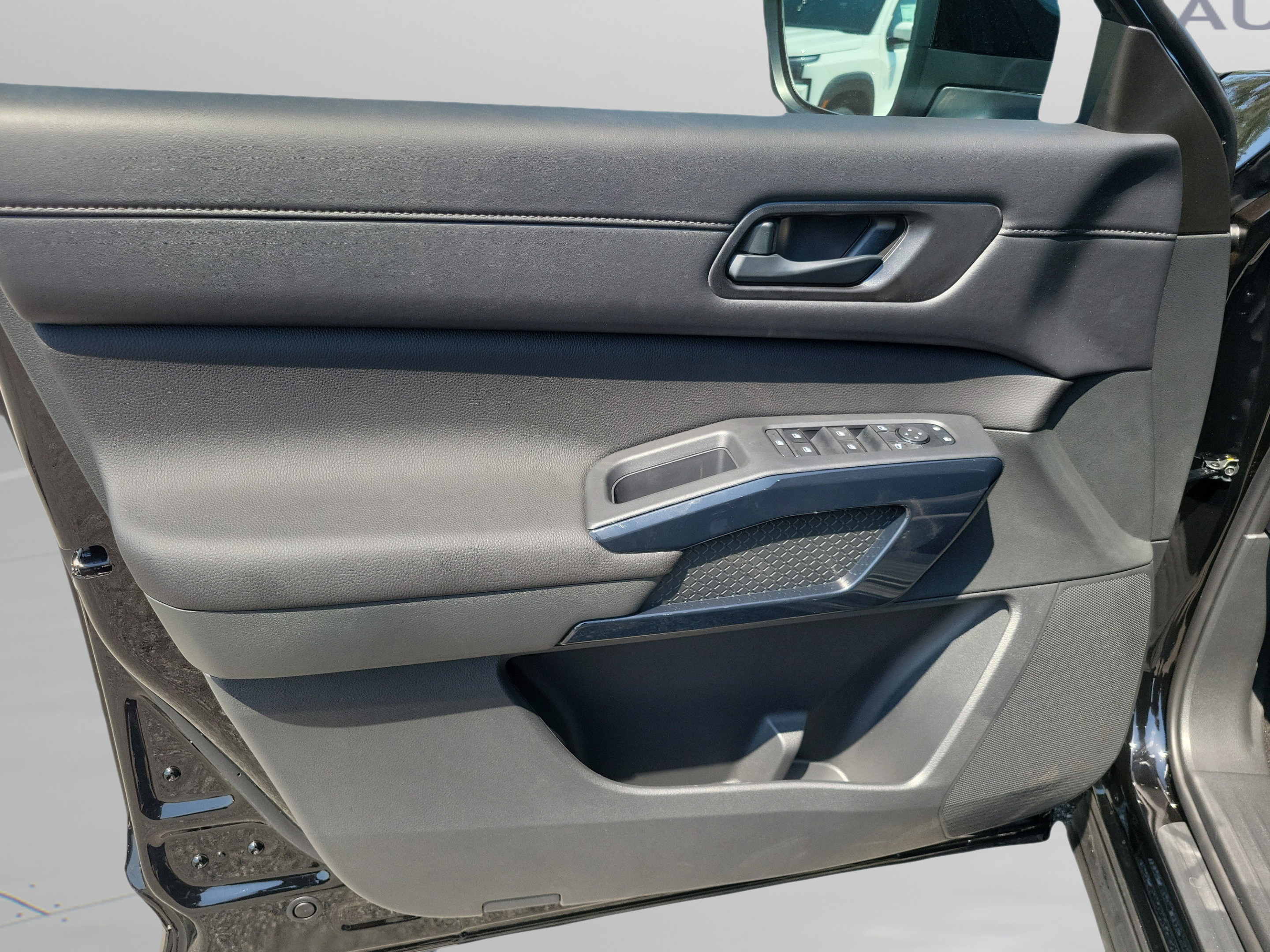New 2026 Nissan Pathfinder SV FWD image 14