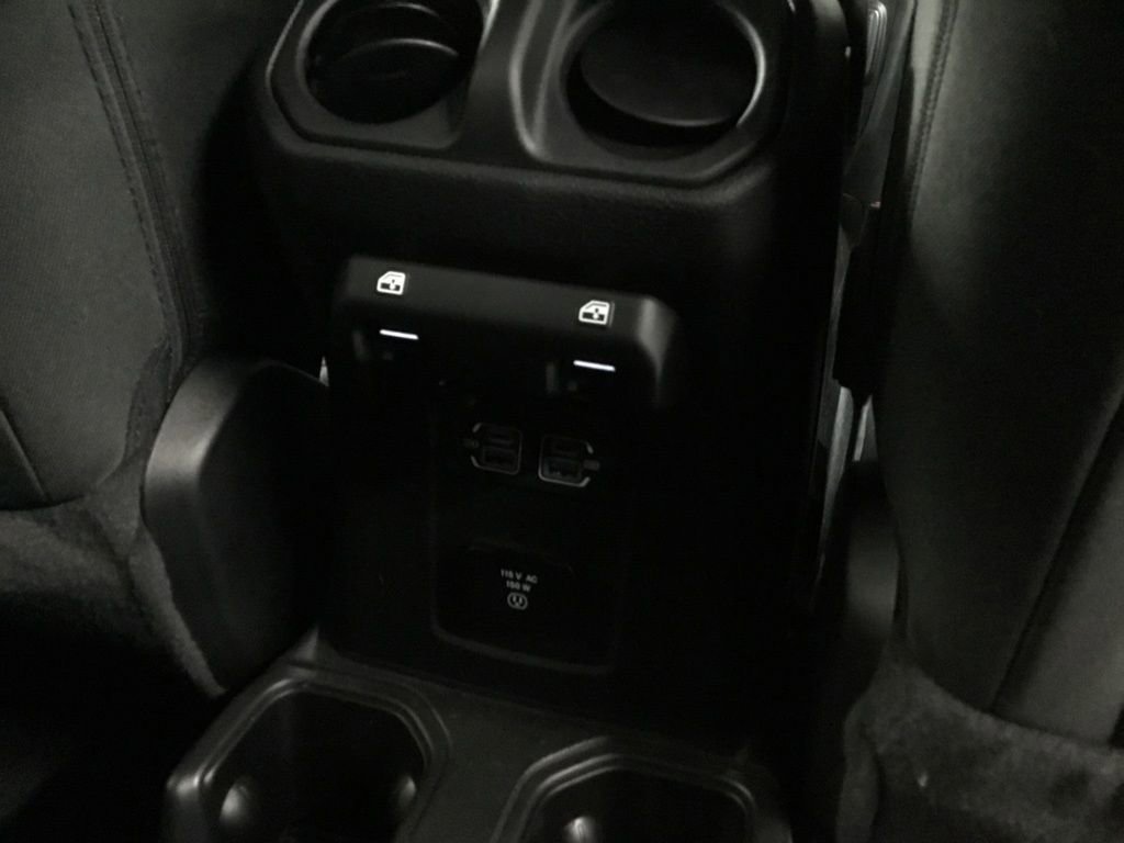 Used 2022 Jeep Wrangler Unlimited Sport image 20