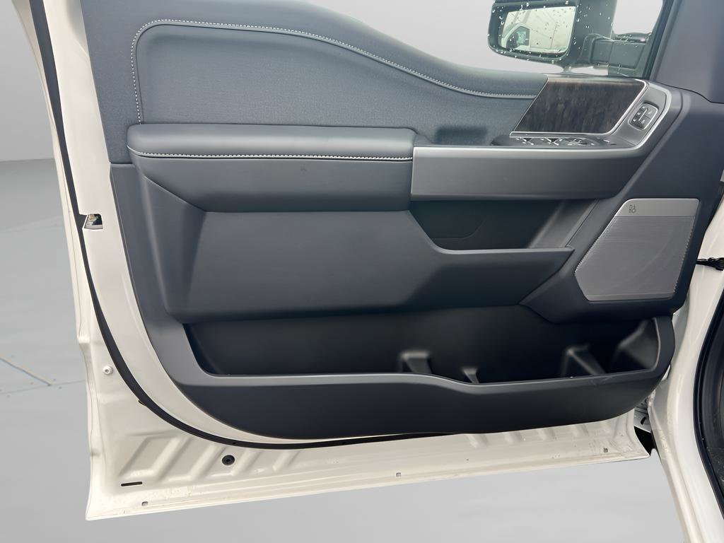 New 2026 Ford F250 Lariat image 9