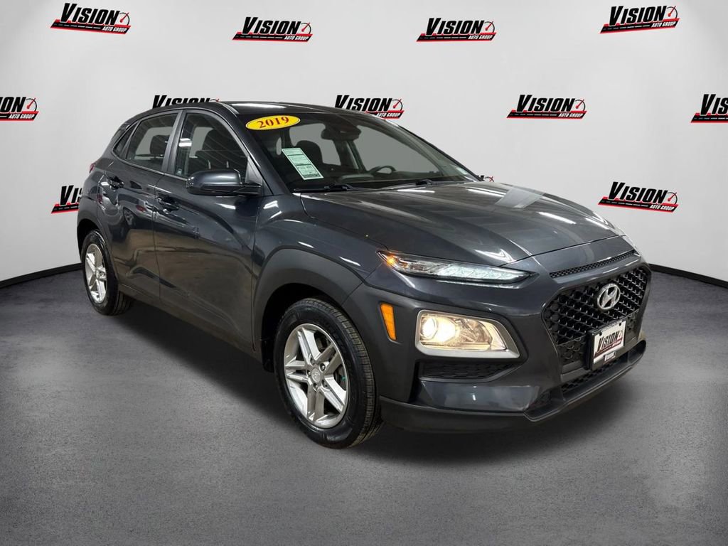 Used 2019 Hyundai Kona SE image 3