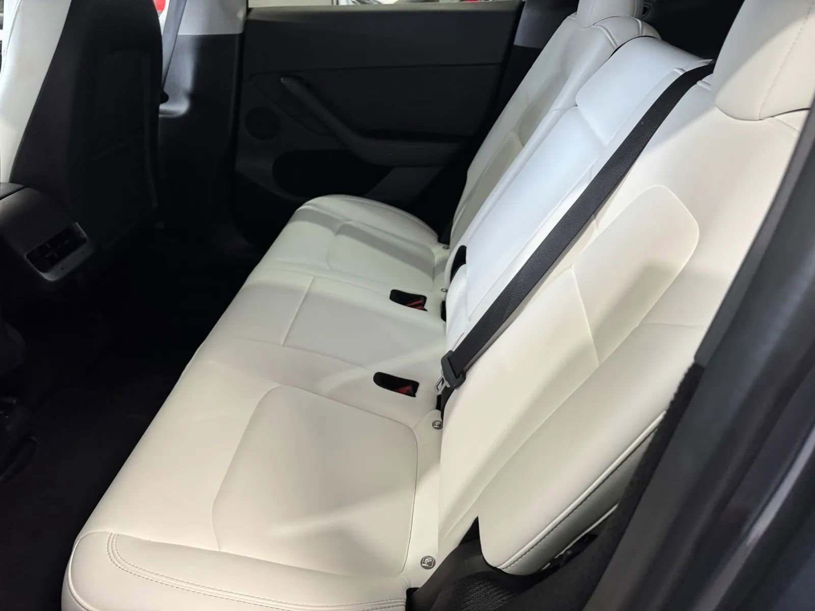 Used 2023 Tesla Model Y Long Range image 11