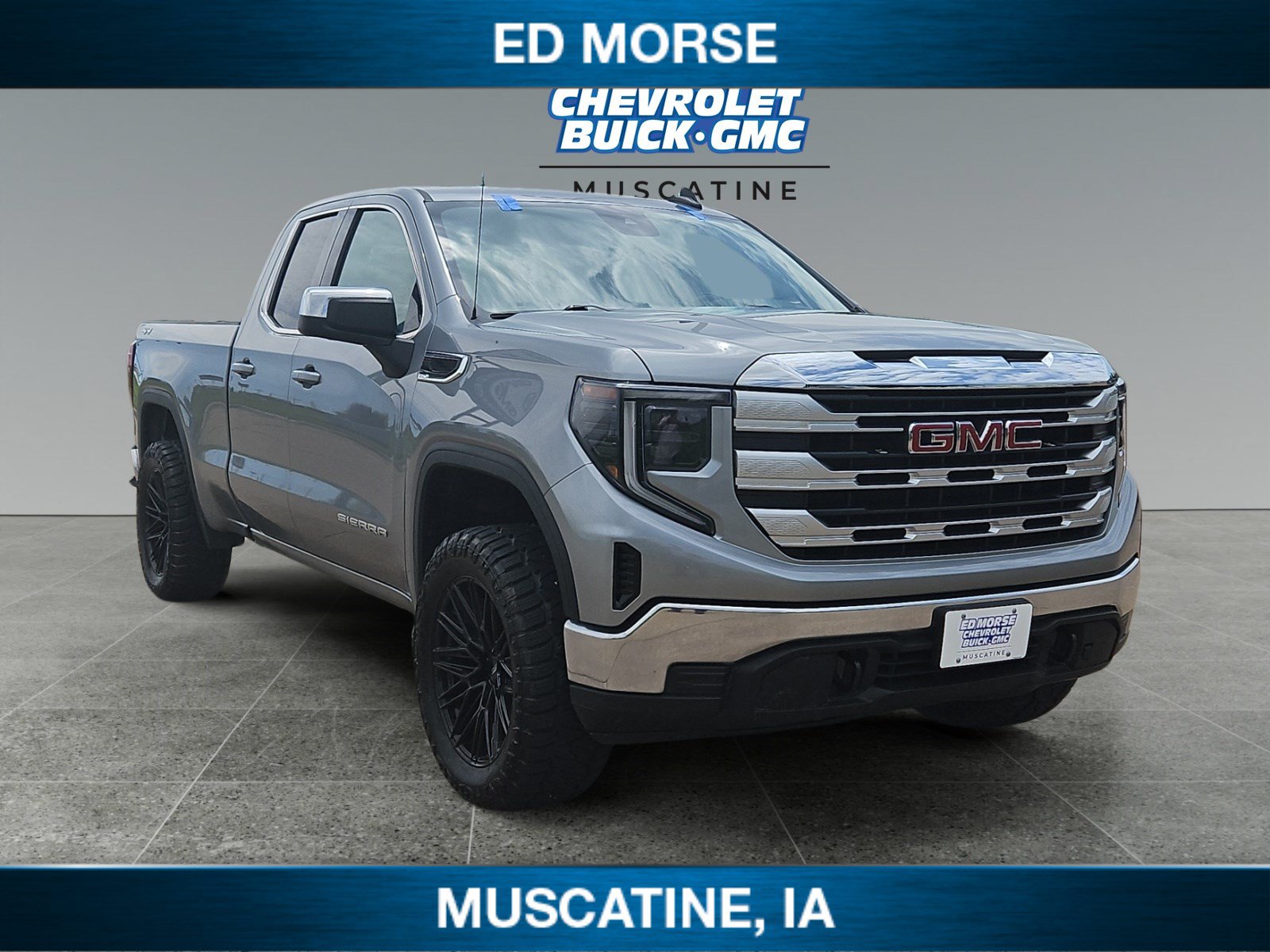 Used 2023 GMC Sierra 1500 SLE w/ Enhanced Capability Package AWD/4WD image 7