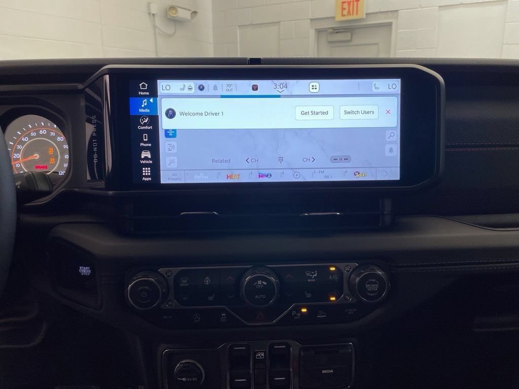 New 2026 Jeep Gladiator Mojave AWD/4WD image 12