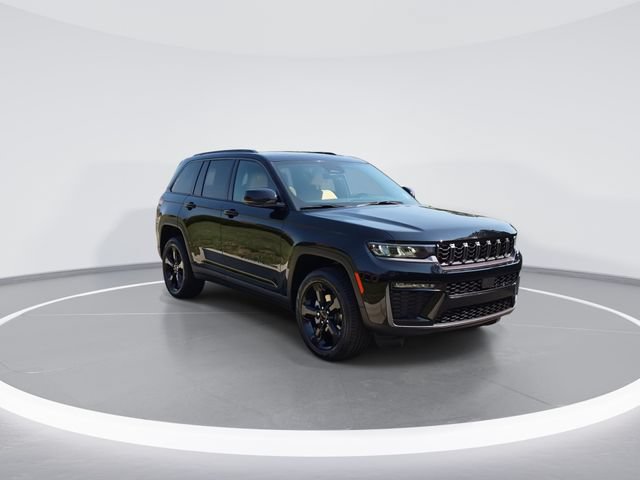 New 2026 Jeep Grand Cherokee Limited w/ Limited Altitude Package AWD/4WD image 2
