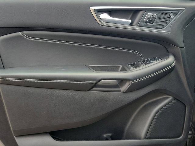 Certified 2024 Ford Edge Titanium AWD/4WD image 24