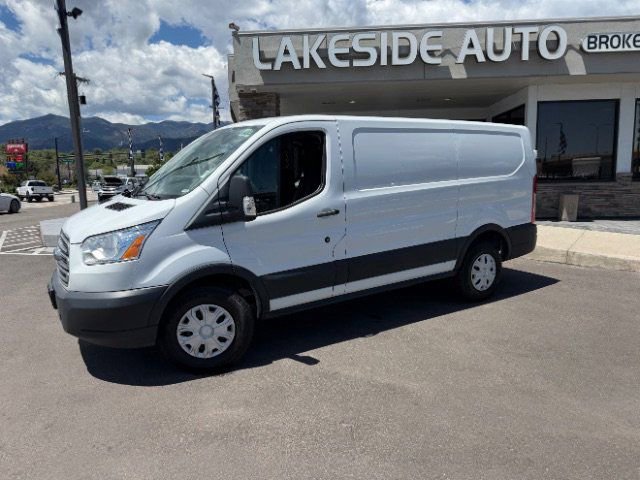Used 2019 Ford Transit 250 130 Low Roof RWD image 3