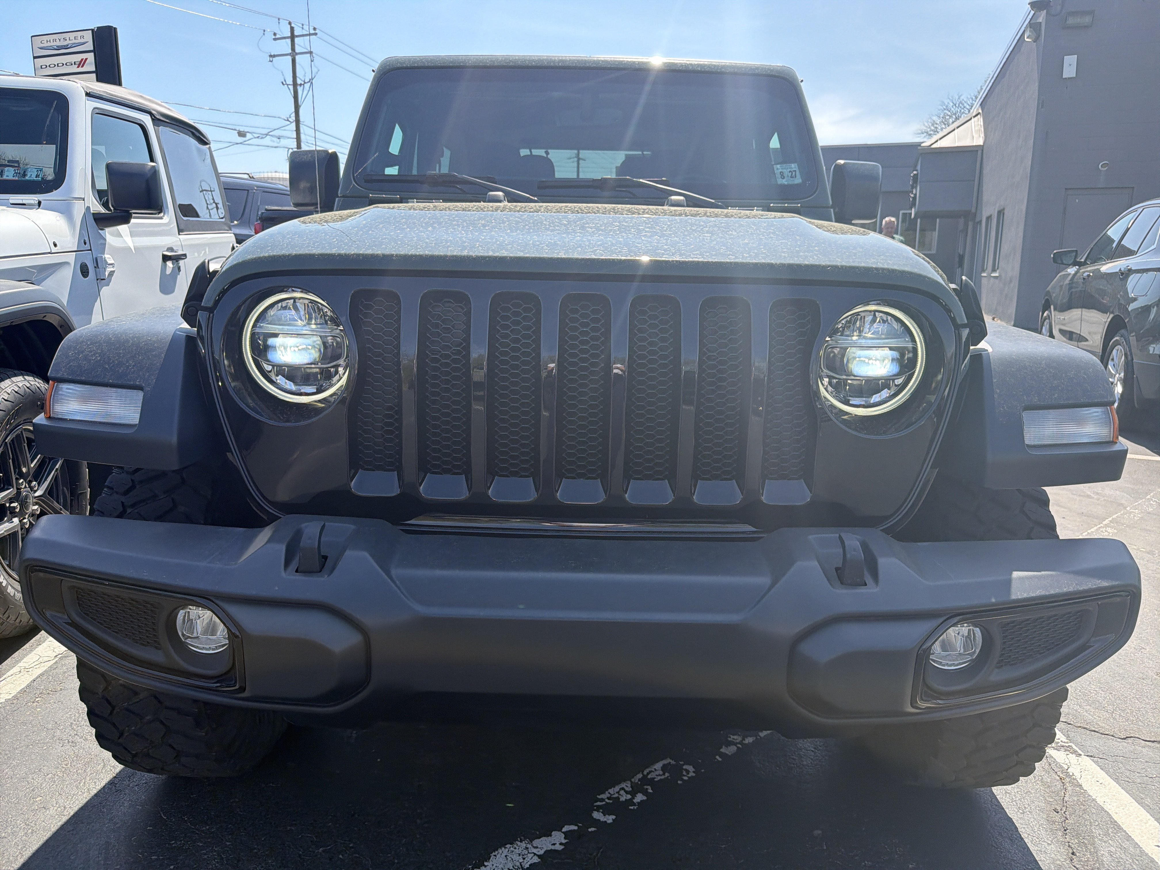 Used 2022 Jeep Wrangler Willys AWD/4WD image 2